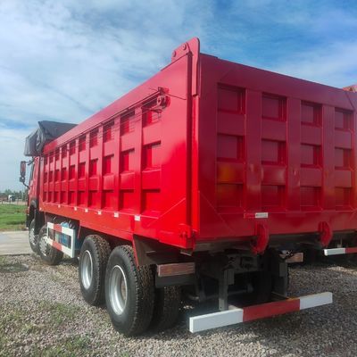 Diesel 2024 Sinotruk Hovo 8X4 LHD équipement minier lourd déchargeur 11m*2.55m*3.45m