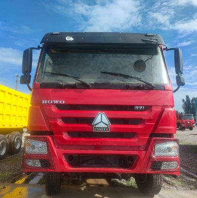 2024 Sinotruk Hovo 6X4 LHD camionneur hydraulique à direction lourde pour la personnalisation