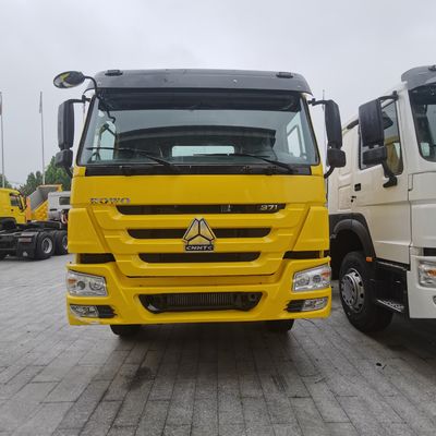 Tête de tracteur d'occasion avec réservoir de carburant de 600L pour remorquer des semi-remorques Taille du colis personnalisé