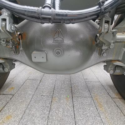 Tracteur lourd 6X4 certifié ECE avec réservoir de carburant de 1000 litres et siège du conducteur en suspension pneumatique