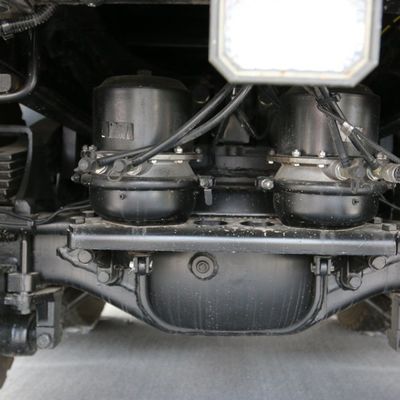 320HP Shacman 8X4 camion d'occasion avec direction hydraulique et pneus