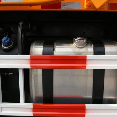 Camion lourd Beiben V3 avec 320 chevaux 8X4 Pneus personnalisé châssis Sinotruk