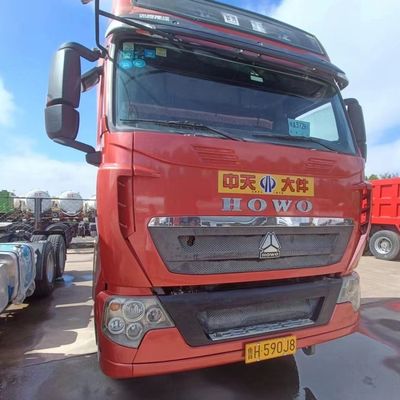 Tracteur Shacman à moteur diesel de grande capacité pour remorquer et utiliser des semi-remorques