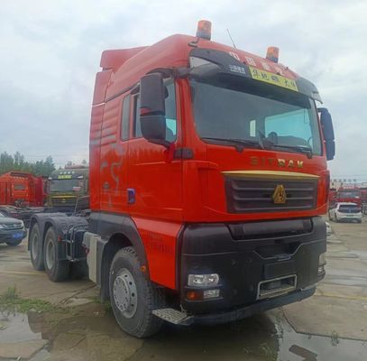 Camion tracteur agricole Sinotruk avec direction hydraulique et pneus ZZ4257N3247E1H