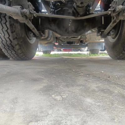 Tracteur diesel agricole de grande capacité avec châssis Sinotruk et pneus lourds