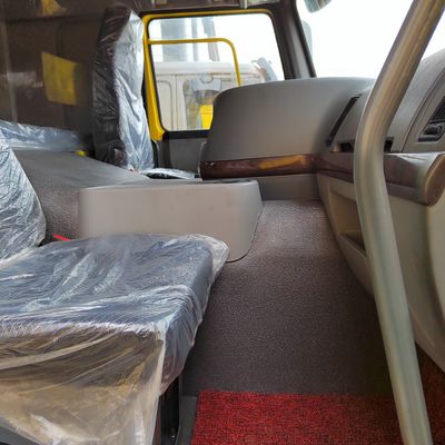 Euro2 Sinotruk HOWO 375HP 8*4 Chariot de décharge à élévation avant avec une capacité de moteur &gt; 8L