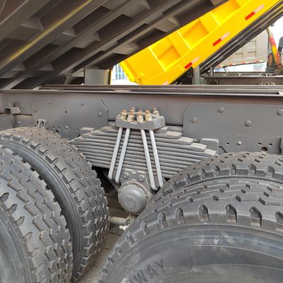 Camion à décharge Sinotruk N7 6X4 d'occasion avec transmission manuelle et direction hydraulique