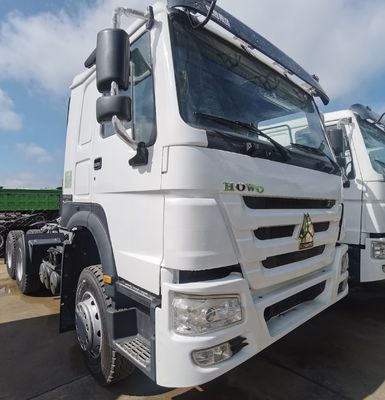 Réduction de prix pour le tracteur de camions avec réservoir de carburant de 600 litres et siège à suspension pneumatique