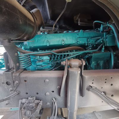 Réduction de prix pour le tracteur de camions avec réservoir de carburant de 600 litres et siège à suspension pneumatique