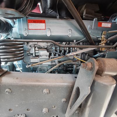 Système de direction d'assistance de puissance Truc tracteur diesel robuste pour remorquer une semi-remorque