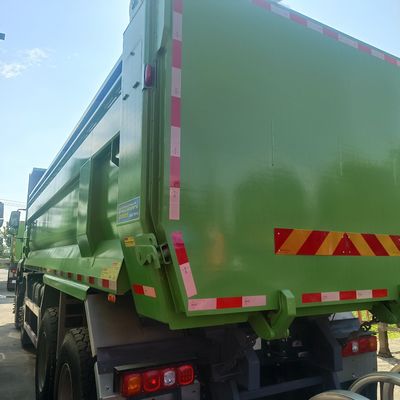 Chariot de décharge lourd 8x4 Delong M3000s 430HP Taille du paquet 789.00cm * 255.00cm * 385.00cm
