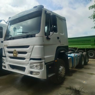 Sitrak 6X4 HOWO Camion tracteur pour le transport et la livraison de marchandises en acier au carbone