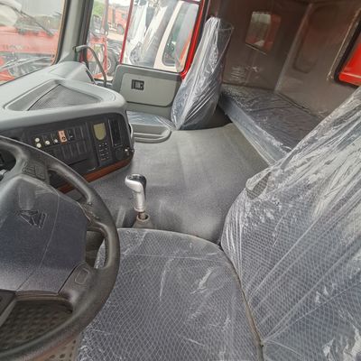 Sinotruck Tipper camion de décharge d'occasion avec direction assistée et pneus