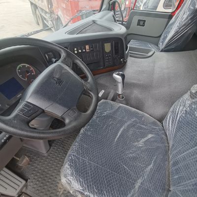 Équipement minier personnalisé Sinotruck Camion à ordures d'occasion avec certification DOT et pneus