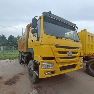 Camion à remontage à haute capacité Sinotruk 40t Chargement de remontage minier avec direction hydraulique