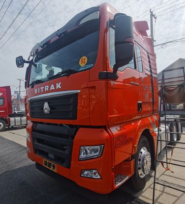 Camion lourd d'occasion pour le transport de marchandises équipé d'un réservoir de carburant de 600L et certifié ISO