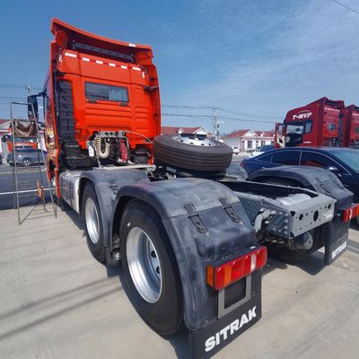 Capacité de chargement 31-40t Sinotruck Camion d'occasion avec réservoir de carburant de 1000L et siège en suspension pneumatique