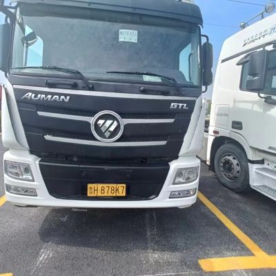 Camion de 400 chevaux avec réservoir de carburant de 1000 litres et siège en suspension pneumatique 6 mois de service après-vente