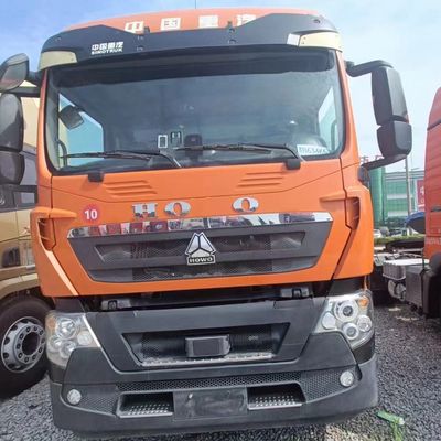 600L réservoir de carburant lourd usage Sinotruk HOWO 6X4 camion tracteur avec direction hydraulique