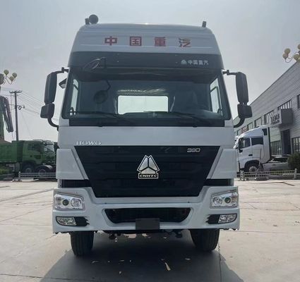 Caractéristiques de performances supérieures Camion à décharge industriel avec châssis Sinotruk Certifié ISO