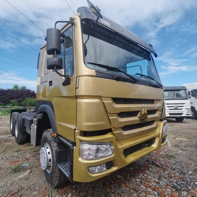 Camion-tracteur HOWO de 1000L réservoir de carburant avec capacité de charge de 31 à 40 t et siège en suspension pneumatique