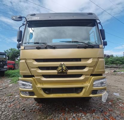 Truc à tracteur HOWO à prix abordable avec réservoir de carburant de 600L semi-remorque de remorquage personnalisée