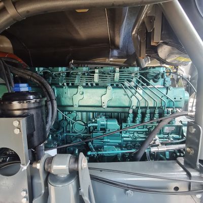 Capacité de 400L réservoir de carburant à transmission manuelle HOWO camion tracteur avec siège à suspension pneumatique