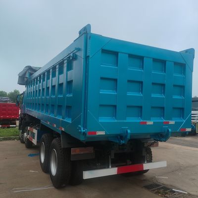 6 mois Service après-vente Heavy Duty HOWO 8X4 Camion à ordures avec boîte de chargement en acier au carbone