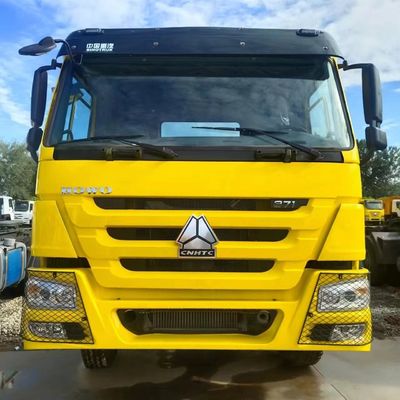 HOWO 371HP 6X4 Tracteur camion de marchandises d'occasion avec capacité du moteur&gt; 8L et conception personnalisée