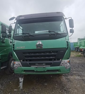 400-600L camion de transport de réservoirs de carburant avec service après-vente et 11,6mX2,55mX3,96m Taille
