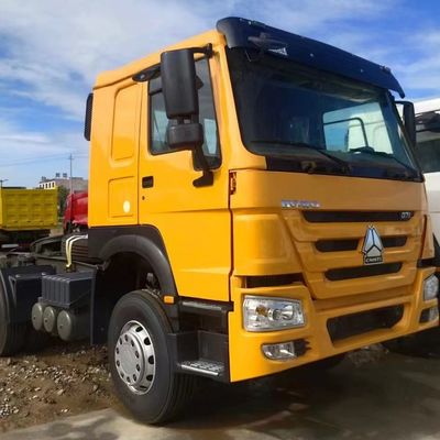 ZZ4257N3247E1H Sitrak Tracteur remorque 2024 avec réservoir de carburant de 1000L et siège en suspension pneumatique