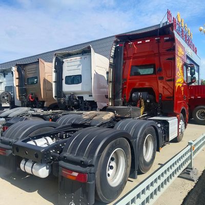 Boîte de chargement en acier au carbone camion tracteur diesel Delong X6000 avec siège à suspension pneumatique de 1000L