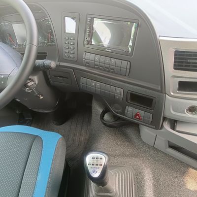 Ouman 6X4/8X4 Camion à décharges pour le commerce international Euro 6 Norme et performances