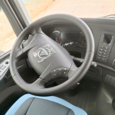 Boîte de chargement en acier au carbone 30-40t LHD Rhd 8X4 371HP Euro 3
