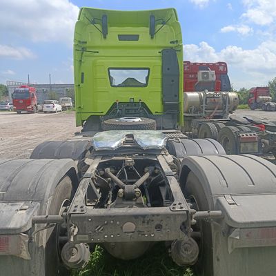 ZZ4257N3247E1H 6.8x2.5x3.8m FAW Jiefang J6p420HP Véhicule de transport à tracteur diesel 6X4