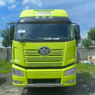 Camion tracteur diesel 6X4 à remorquage lourd J6p420HP avec norme d'émission Euro 5