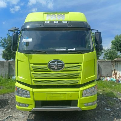 Réservoir de carburant de 1000 L Euro 5 Poids lourd de tracteur diesel J6p420HP pour le transport en vrac
