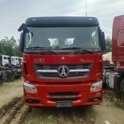 6X4 roue motrice Tracteur Beiben pour traction lourde capacité de charge de transport 31-40t