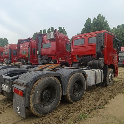 6X4 roue motrice Tracteur Beiben pour traction lourde capacité de charge de transport 31-40t