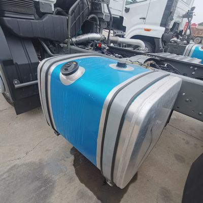 Développement de pneus, camionnettes sans tube de 400 chevaux avec pièces de véhicule Shacman et réservoir de carburant de 600 litres