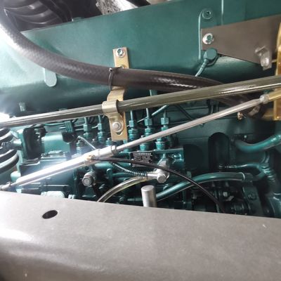 Développement de pneus, camionnettes sans tube de 400 chevaux avec pièces de véhicule Shacman et réservoir de carburant de 600 litres