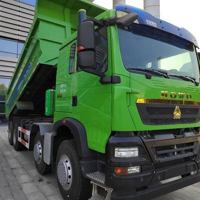 910m*2,55m*3,45m Heavy-Duty HOWO Tx 6X4 8X4 Mining Tipper Dump Truck pour les charges lourdes