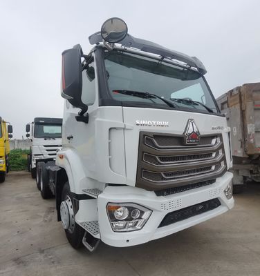 Parties de tracteur FAW à émission standard Euro 2 remorquage lourd avec siège en suspension pneumatique