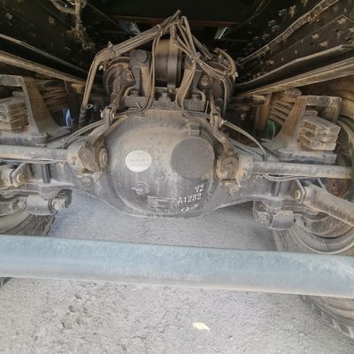 US 8X4 Foton, camion de décharge utilisé pour le transport de charges lourdes et l'exploitation flexible