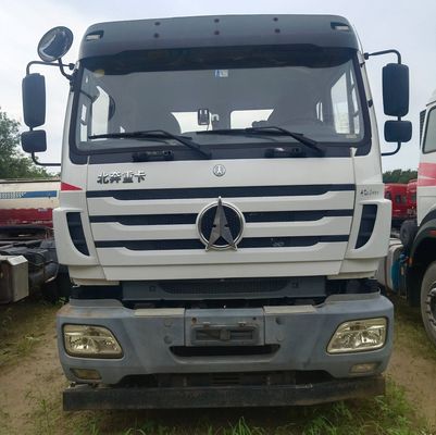 Conception de pneus sans tuyau Camion lourd d'occasion Beiben Camion de transport lourd avec pneus