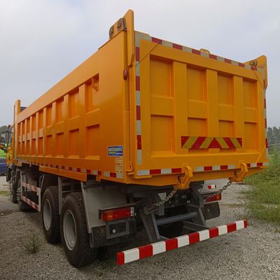 Sinotruk Delong Dump Truck 8X4 avec direction hydraulique et puissante capacité du moteur