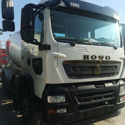 Chaise Sinotruk à paiement complet, camion de mélangeur de béton avec système de direction hydraulique