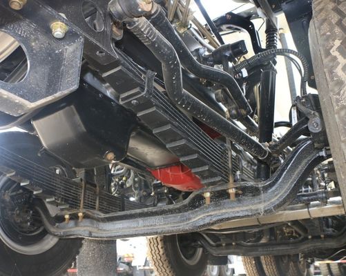 TS16949 Camion de mélangeur de ciment de grande capacité certifié avec transmission manuelle par JAC FAW