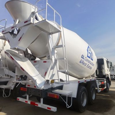 Camion de mélangeur de béton Sinotruk pour la construction lourde à 10245x2496x3450m