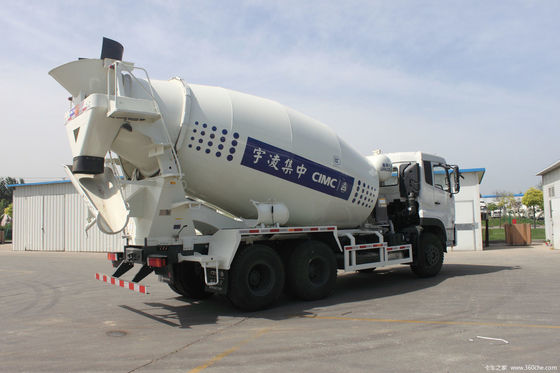 6x4 Chassis Sinotruk Direction hydraulique Camion mélangeur de béton pour projets à grande échelle